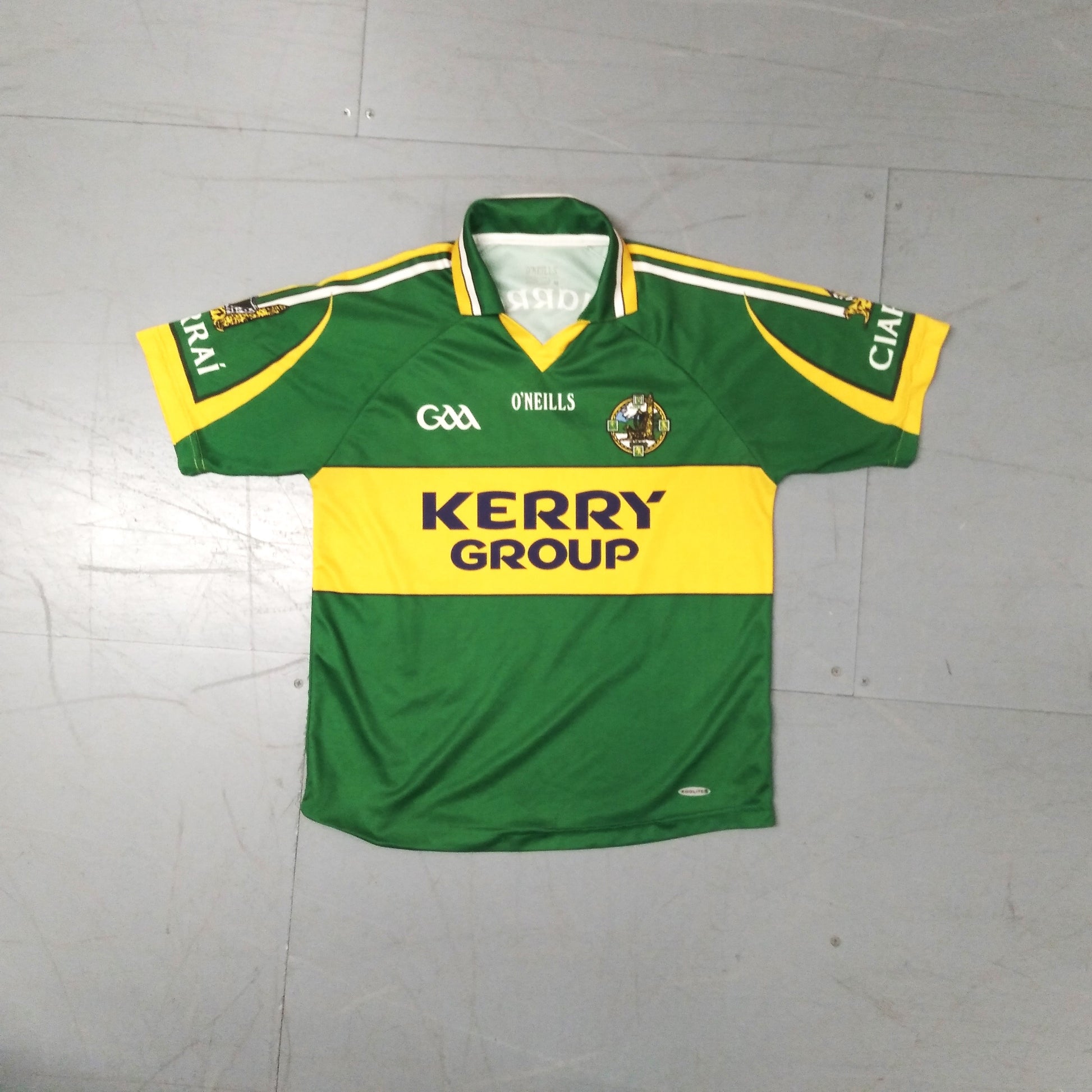 Vintage jersey shirt  Football Soccer Rugby GAA kerry oneills 2009 2010