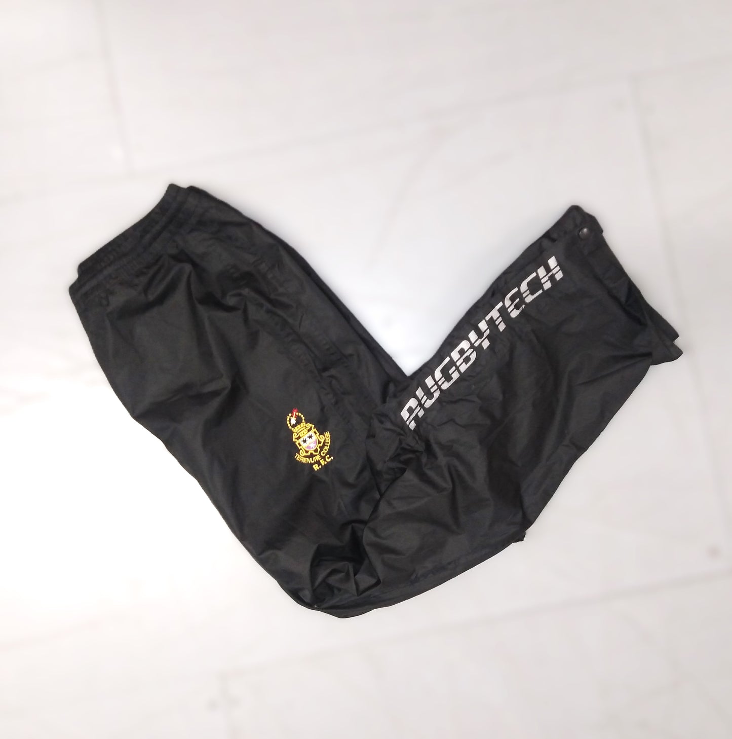 Terenure College Rugby    Training  Bottoms  2020s  RugbyTech     Unisex Adults         Terenure College Rugby Dublin leinster  SHIRTS V SKINS   