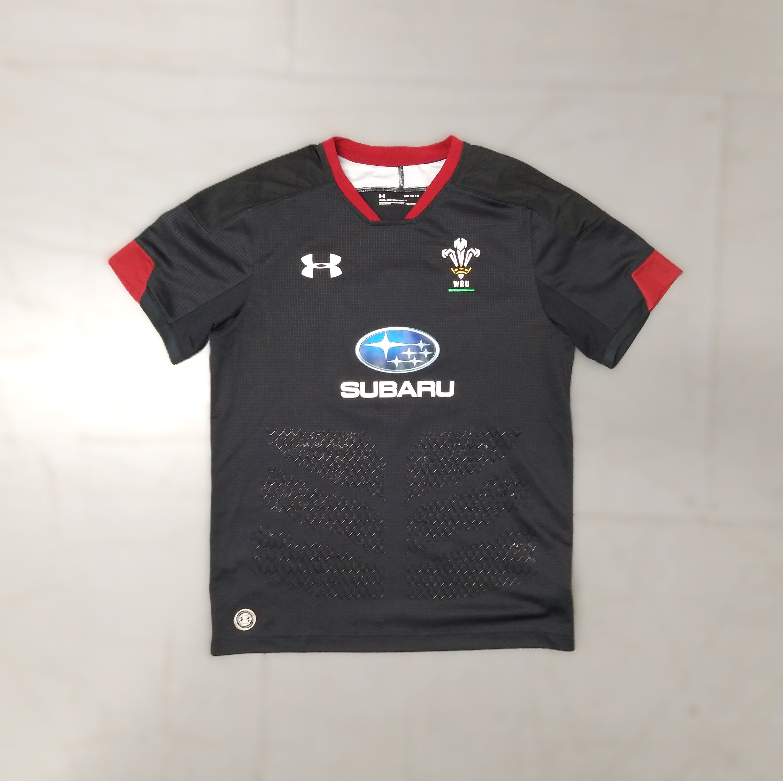 Wales 2017 18 Rugby Jersey Under Armour M Excellent SHIRTS V SKINS