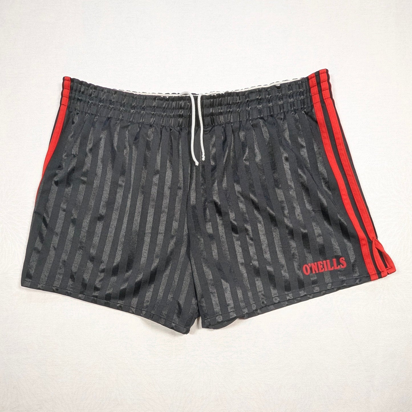 black shorts 2000s  o'neills   svs3663