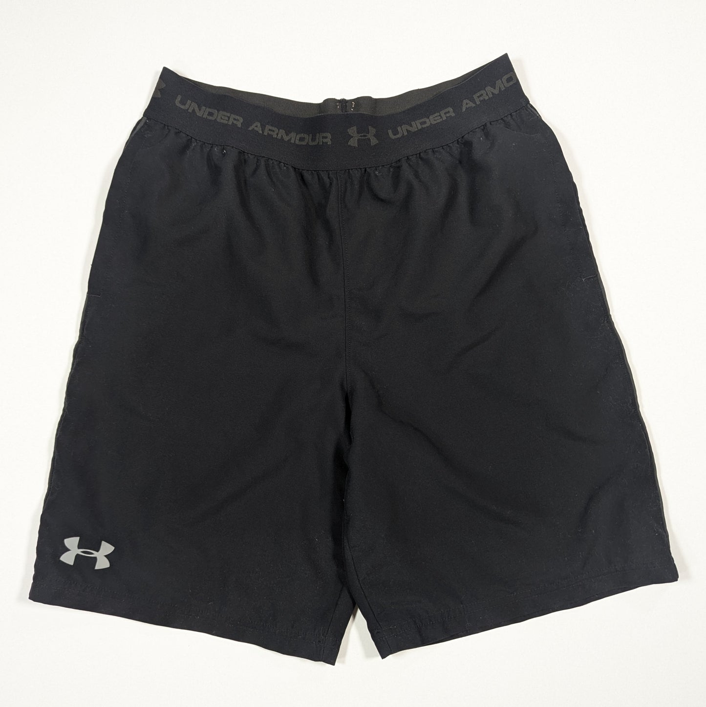 black shorts 2020s  under armour  n/a svs3092