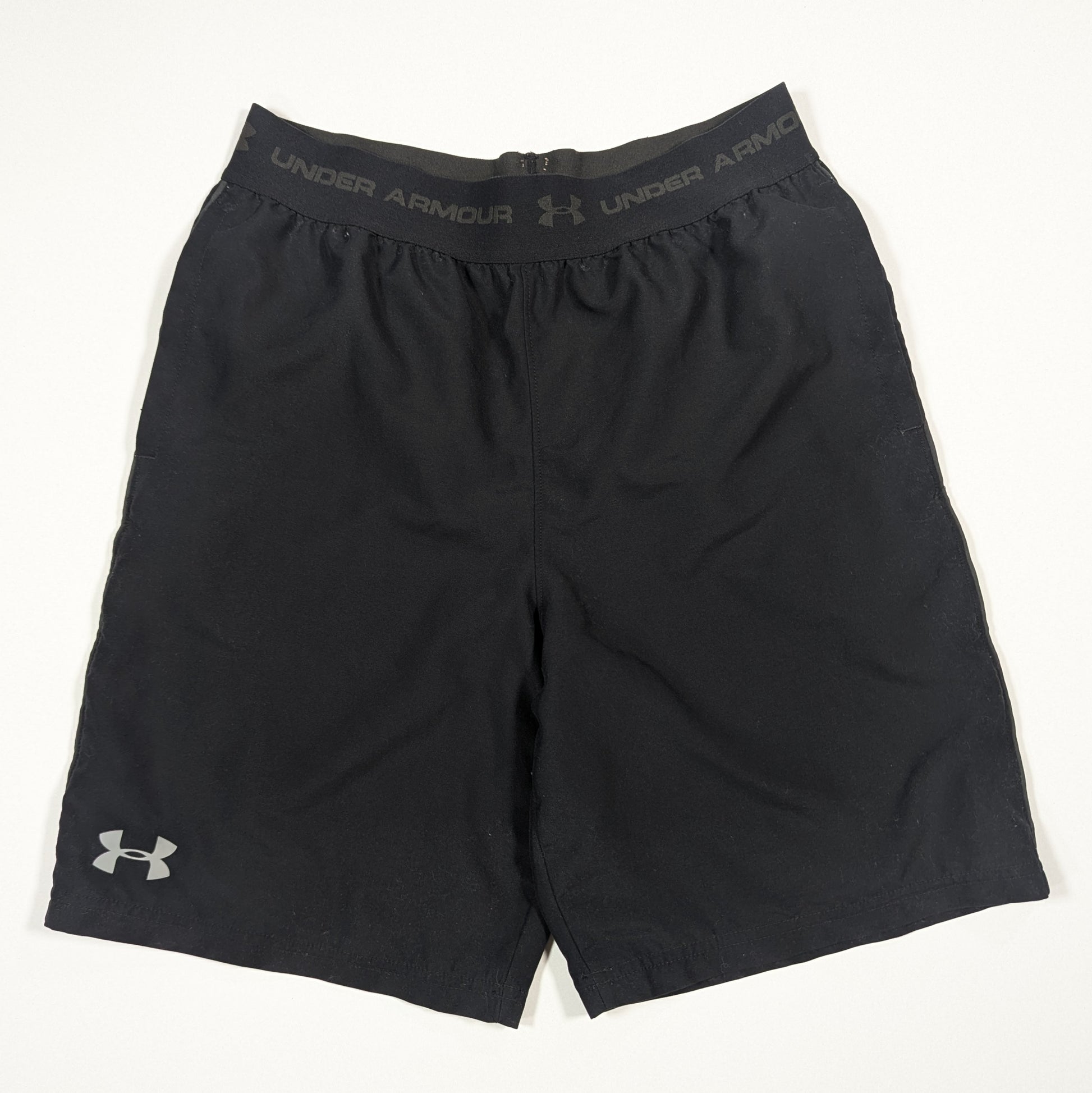 black shorts 2020s  under armour  n/a svs3092