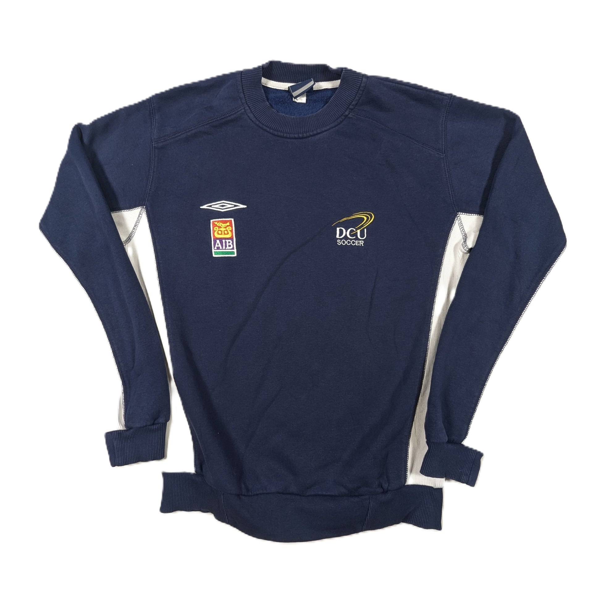 dcu sweatshirt 2000s aib umbro   svs3994