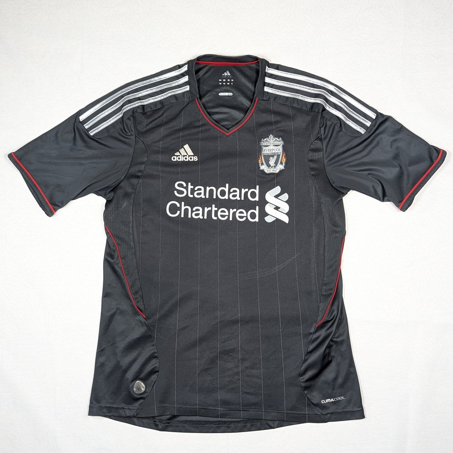 liverpool jersey 2011 standard chartered adidas  v13870 svs3444
