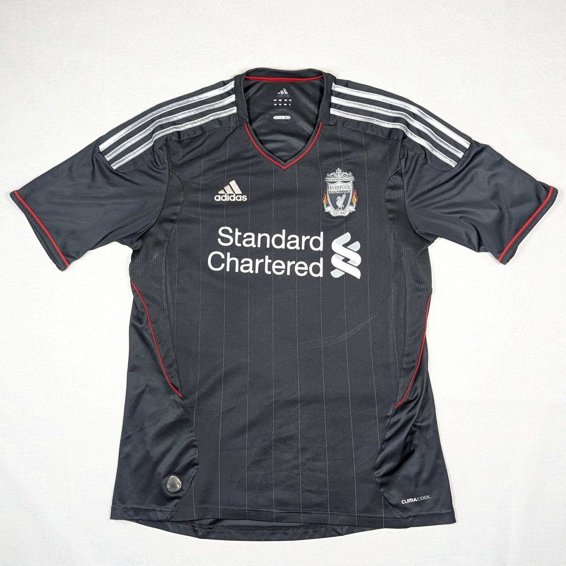 liverpool jersey 2011 standard chartered adidas  v13870 svs3444