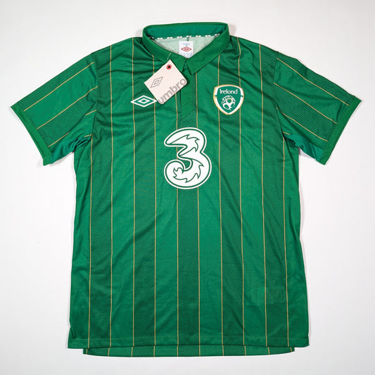republic of ireland jersey 2011 three umbro   svs3401