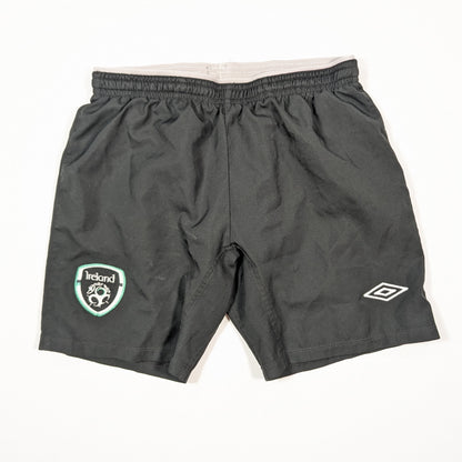 republic of ireland shorts 2013  umbro  n/a svs3111