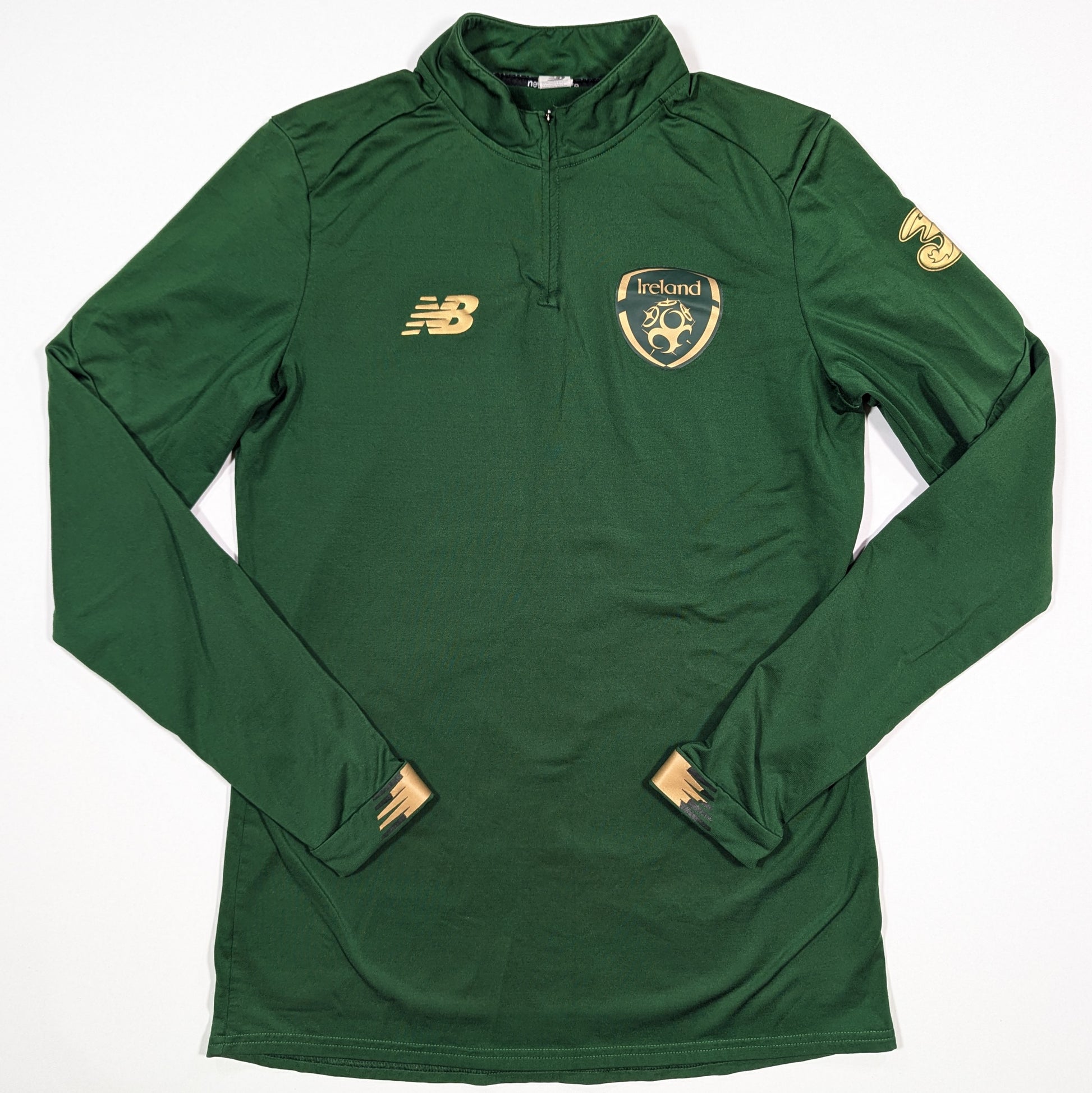 republic of ireland sweatshirt 2019  new balance  mt011002 svs3149