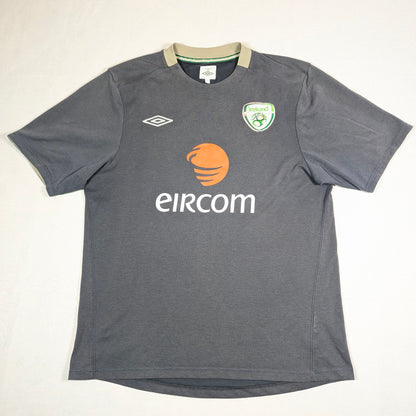 republic of ireland t shirt 2010 eircom umbro   svs3522