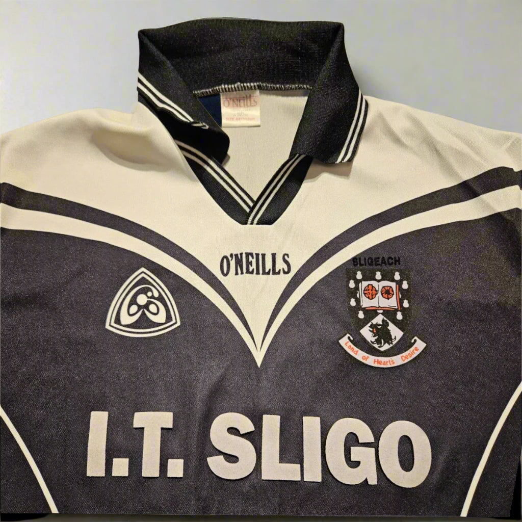 IT Sligo 2001 / 02 GAA Jersey O'Neills (XL) Player Issue #30 [Very Good]