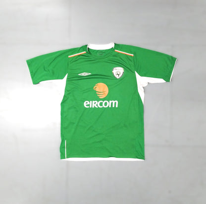 Republic of Ireland Football  Short Sleeve  Home  Jersey  2004 / 05  Umbro     Unisex Adults       Eircom  Eire Irish FAI rave  SHIRTS V SKINS   