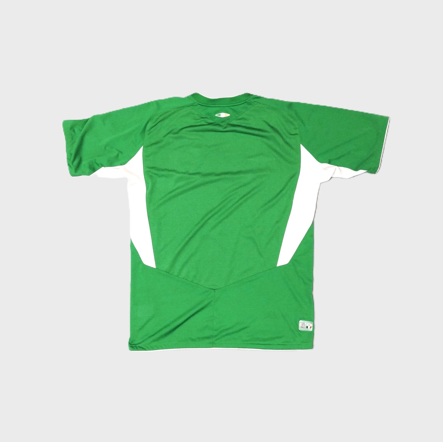 Republic of Ireland 2004 / 05 Football Jersey Umbro (M)   [Very Good]