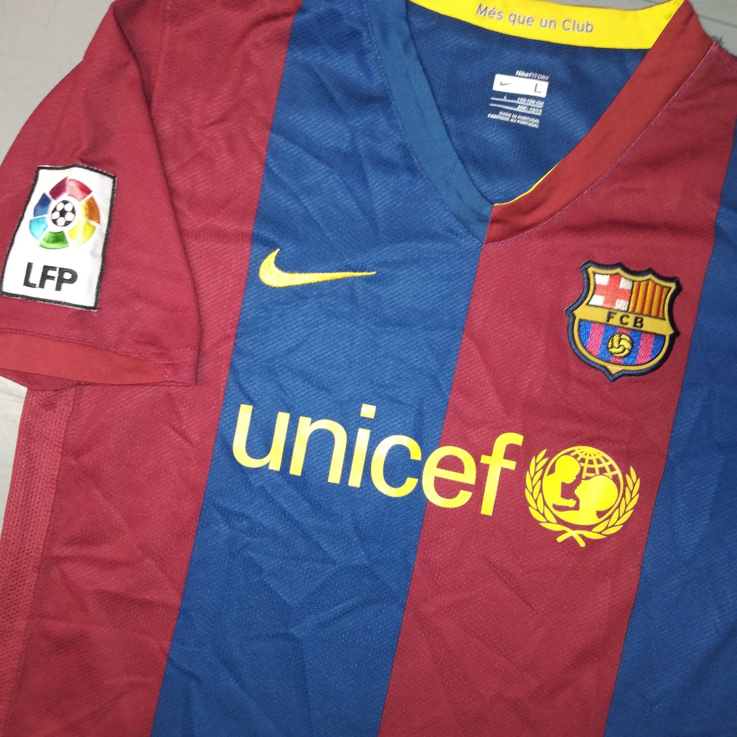 Barcelona 2006 / 07 Football Jersey Nike (12-13 Years)   [Very Good]