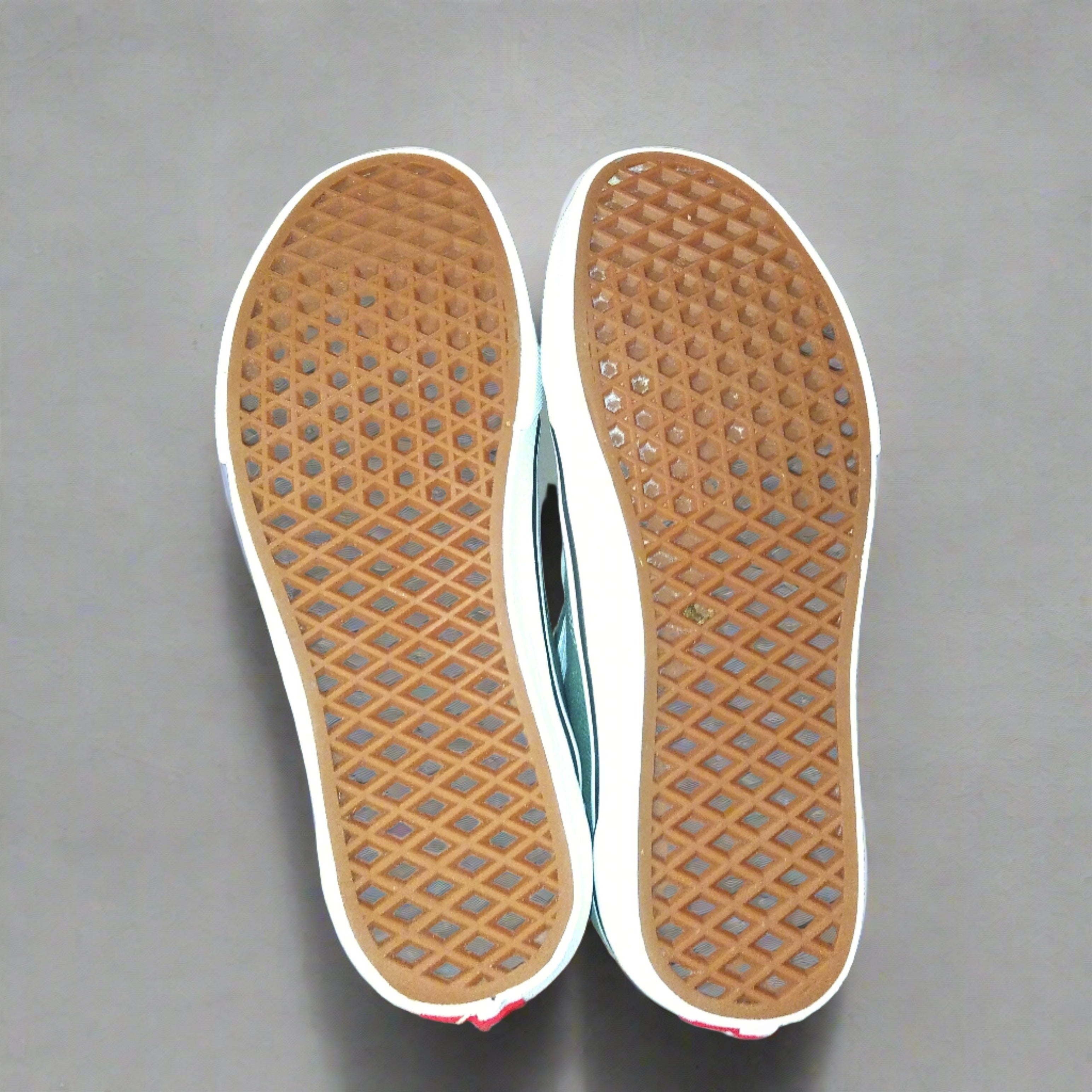 Vans Old Skool Retro Skate Shoes Vans UK 7 Very Good SHIRTS V SKINS