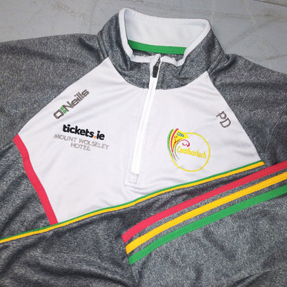 Carlow GAA  Long Sleeve  Training  Sweatshirt  2017 / 18  O'Neills  Player Issue   Unisex Adults       Tickets.ie Mount Wolseley Hotel  paul doyle carlow ceatharlach hurling gaelic games football   SHIRTS V SKINS   