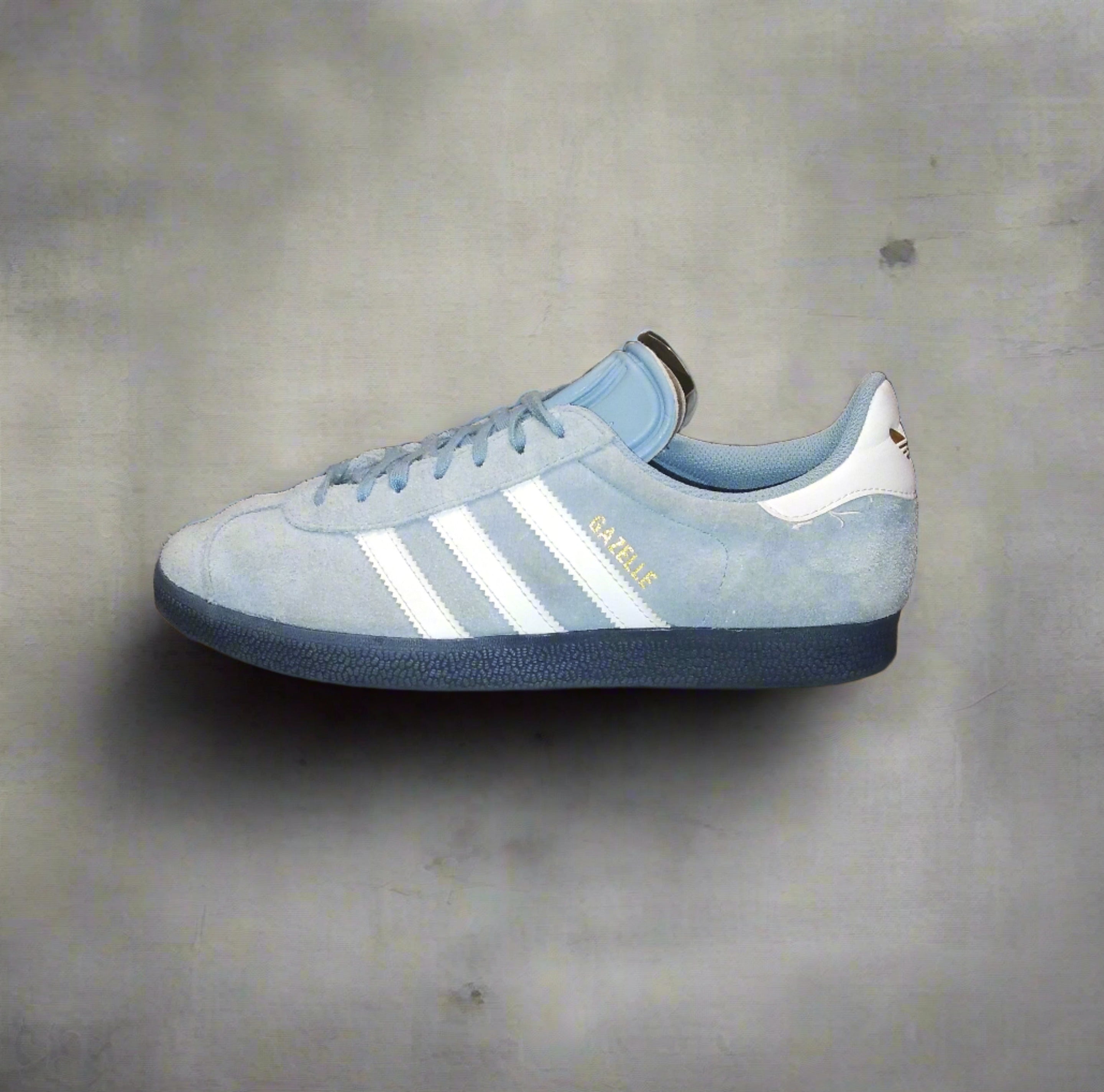 Adidas Gazelle Retro Casual Shoes adidas UK 8 Good SHIRTS V SKINS