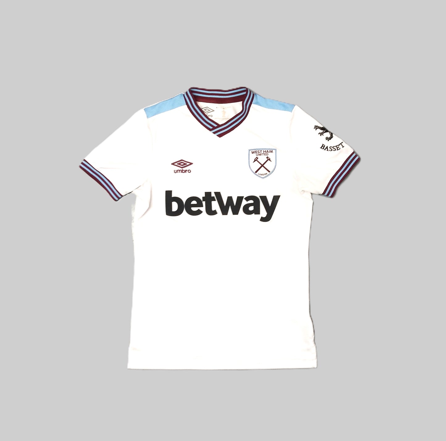 West Ham United FC Football  Short Sleeve  Away  Jersey  2019 / 20  Umbro     Unisex Adults       Betway  West Ham United London England Premier League Soccer Football Shirt Jersey Hammers  SHIRTS V SKINS   