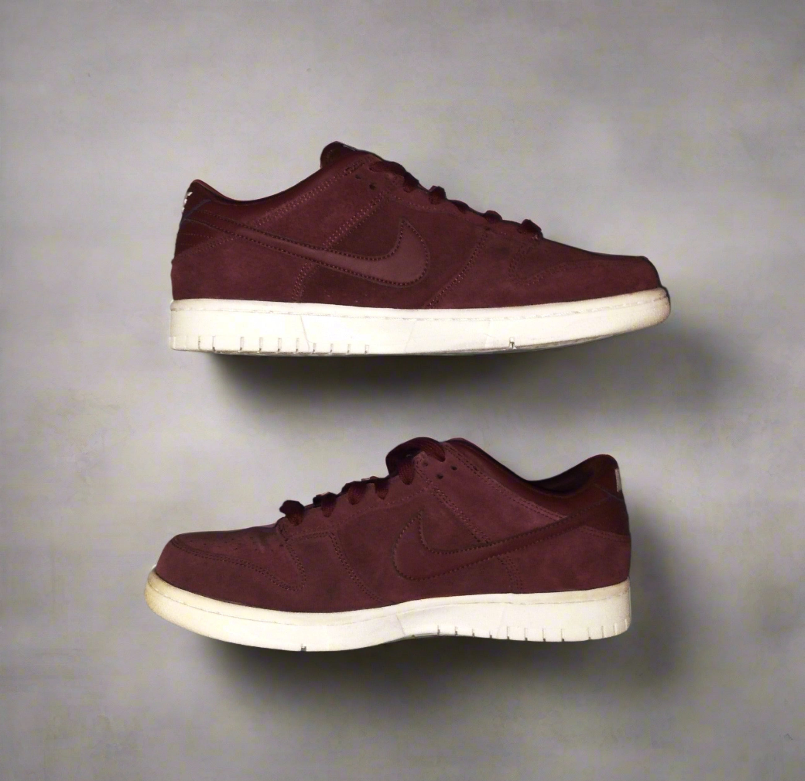 Nike Dunk Low Team Red 2020s Footwear Shoes Nike UK 8.5 Good SHIRTS V SKINS